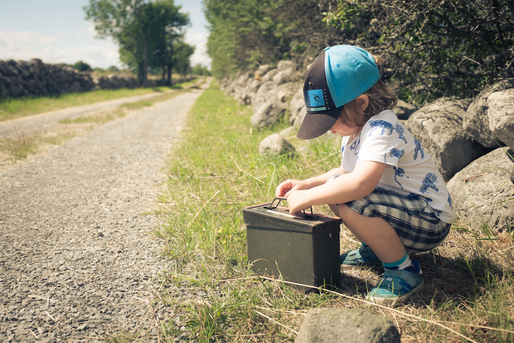 kind-findet-geocache